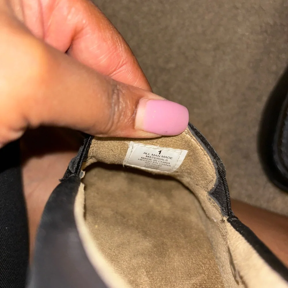 Brand new Children’s Place black loafers size 1.